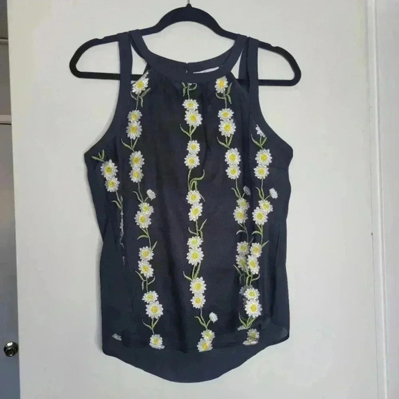 Candies White Daisy Blouse - Picture 1 of 4